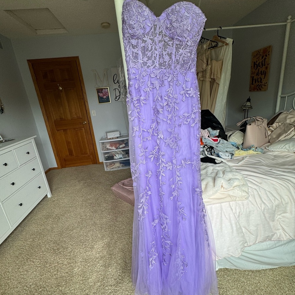 Elegant Lavender Strapless Gown